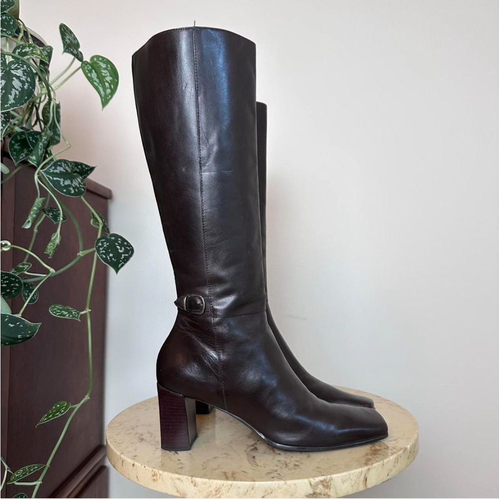 Vintage 90s 2000s knee high chunky square toe high heel boots, Gianni Bini.